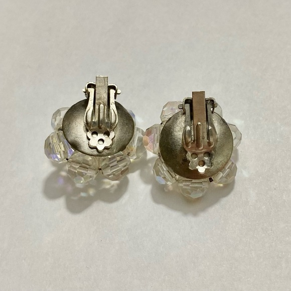 Vintage Aurora Borealis AB Crystal Beaded Cluster Silver Tone Clip On Earrings - Picture 5 of 6